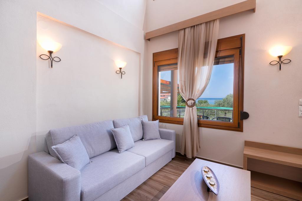 Kapsogeorgis Rooms Kinira Exterior foto